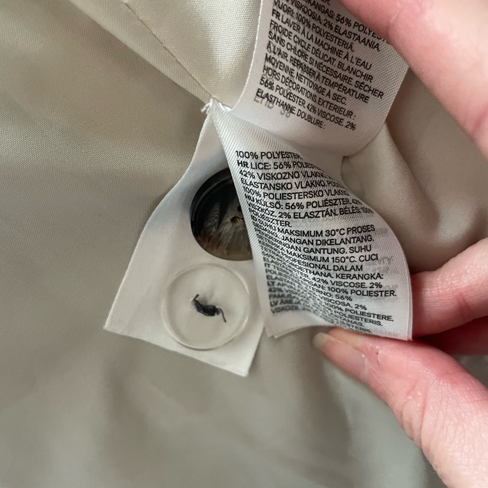 H&M Gray Plaid Double-Breasted Blazer with Cream Lining - Picture 5 of 5